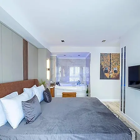Hotel Euphrates House Bursa 3*